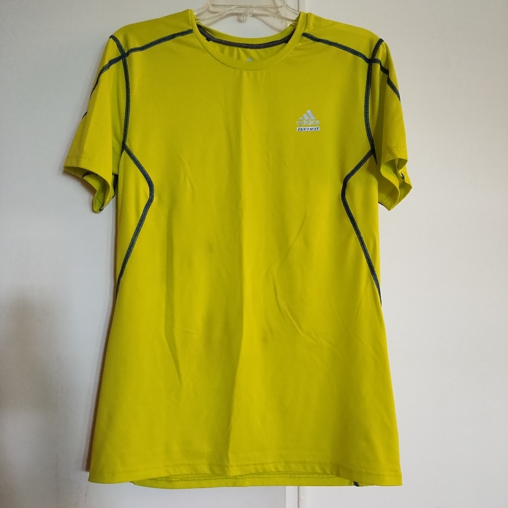 Men's Adidas Techfit ClimaLite Yellow Shirt Size M